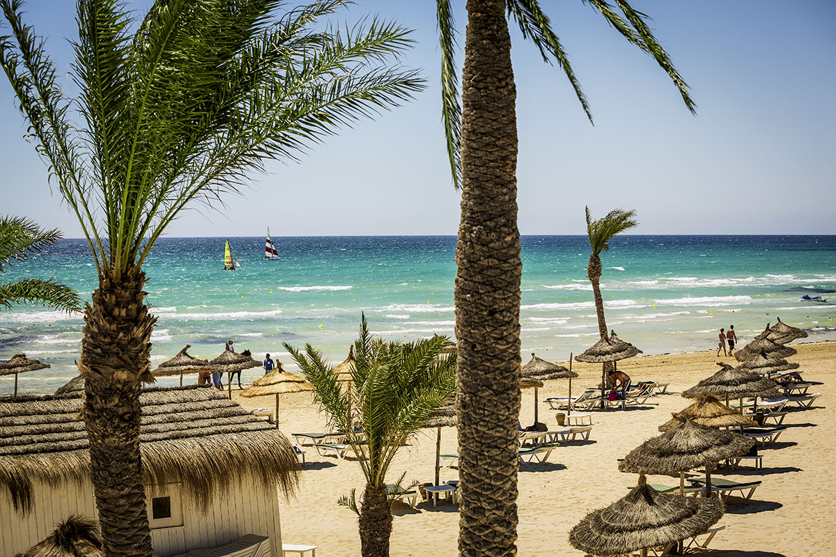 Club de vacances pour jeunes celibataires